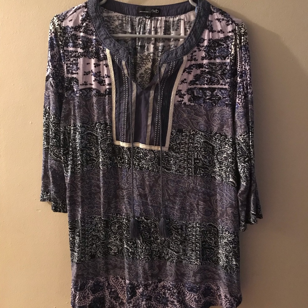 Women’s top large